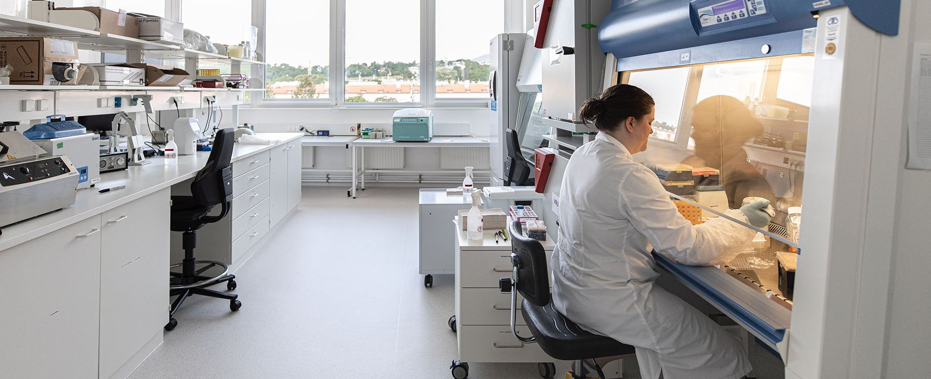 Das hochtechnologische Labor wurde in die Fläche integriert © Martin Wacht