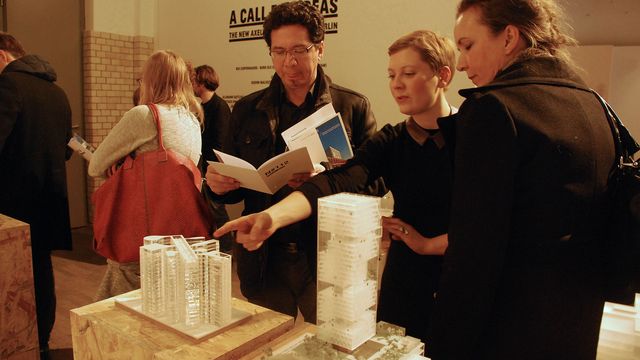 Die Ausstellung der Siegerprojekte ermöglichte der Öffentlichkeit ein erstes "Beschnuppern" der potenziellen, neuen Gebäude. © Paul Schuster