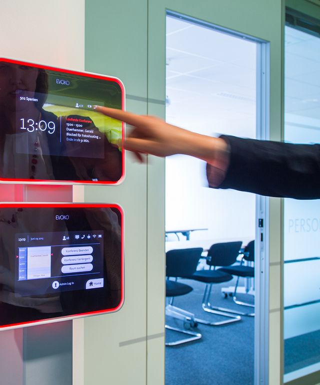 Santander Consumer Bank Reservierung Meetingraum, © Helge Bauer